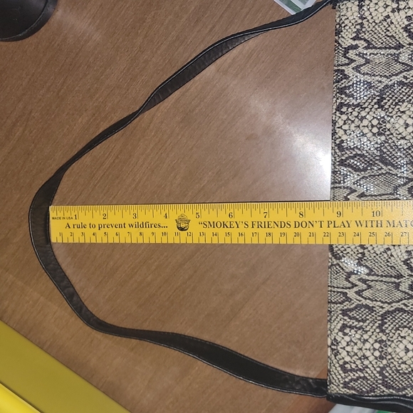 Vintage Genuine Black & Brown Leather handbag by Paul Joseph - Picture 11 of 12